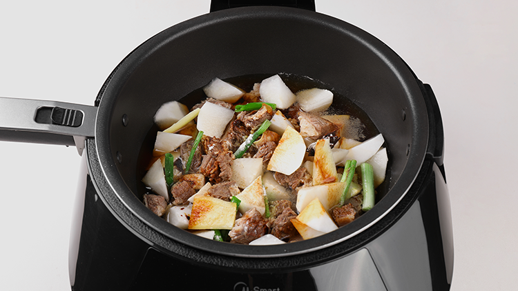 Beef Brisket and Daikon Stew
